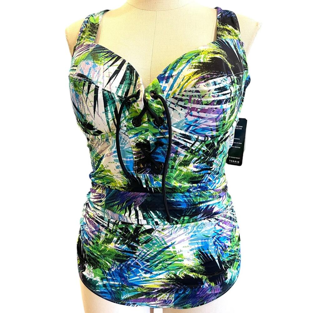 Torrid 3 (3X 22/24)‎ One Piece Lace Up Underwire Padded Tropical Print Swimsuit